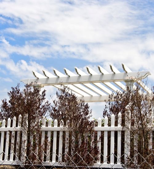 Pergolas and Decks Pressure washing