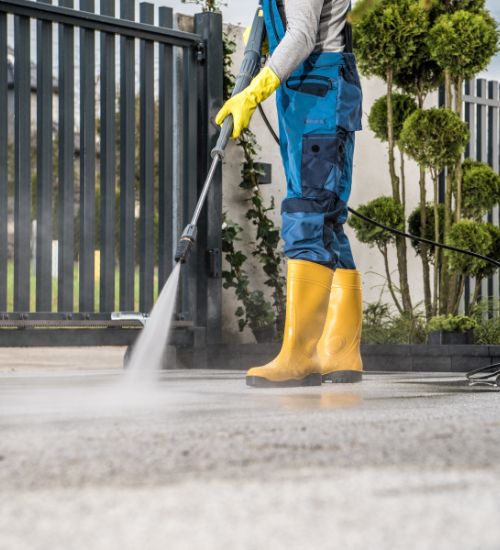 Professional Pressure Washing Services in Panama City